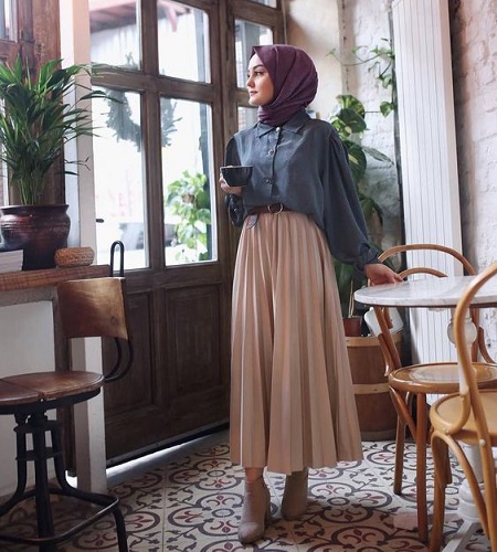 Ootd Hijab Sepatu Vans : Intip Berbagai Macam Variasi Hijab Cantik OOTD ...