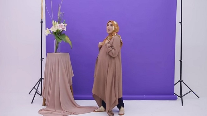 Mix and Match Fashion Hijab untuk Ibu Hamil Agar Tetap Nyaman