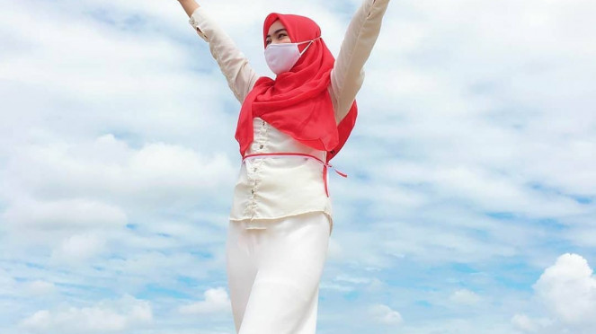 OOTD Merah Putih Hijabers Saat HUT RI